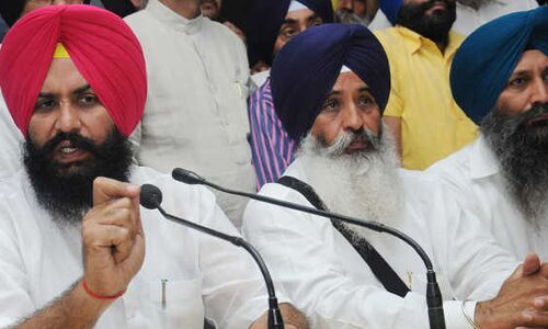 पंजाब में दिल्ली का बिजली मॉडल: बैंस बंधु जोड़ रहे डिफॉल्टरों के कटे कनेक्शन