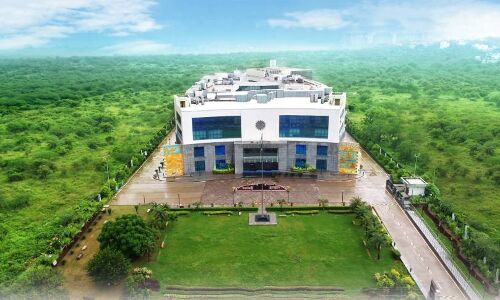 मानव संसाधन मंत्रालय ने कहा, लॉकडाउन में फीस जमा करने को बाध्य नहीं छात्र