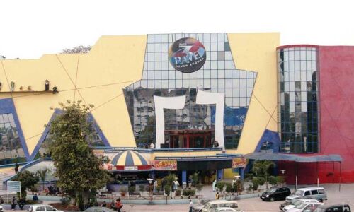 कोर्ट ने दिए कानपुर में दैनिक जागरण परिवार के अवैध मल्टीप्लेक्स रेव-3 को तत्काल गिराने के निर्देश