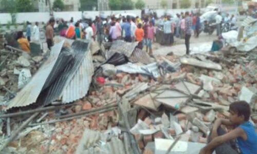 गरीबों के आशियाने उजाड़ बसेगी मोदी जी की स्मार्ट सिटी