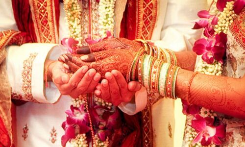 शादी के बाद लॉकडाउनः 22 दिनों से स्कूल भवन में फंसे हैं दूल्हा, दुल्हन और बाराती