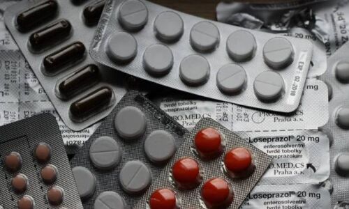 अमेरिका ने हाइड्रोक्सीक्लोरोक्वीन क्या मांगी, अचानक कई गुणा बढ़ गए कच्चे माल के दाम