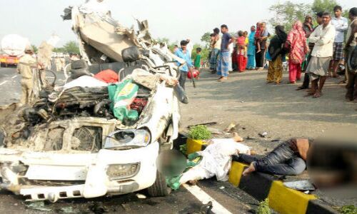हादसा : पूर्व मंत्री तेज प्रताप की शादी से लौट रहे तीन नेताओं समेत चार लोगों की रोड एक्सीडेंट में मौत