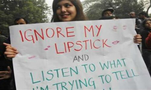 कपड़े नहीं सोच बदलो तभी बदलेगा समाज