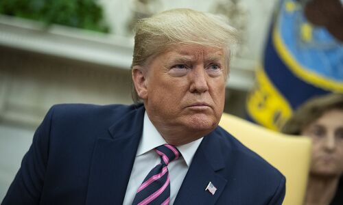 फेसबुक ने डोनाल्ड ट्रम्प के विज्ञापनों को हटाया अपने पेज से फेसबुक ने डोनाल्ड ट्रम्प के विज्ञापनों को हटाया अपने पेज से