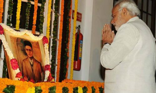 संघियों के आदर्श नायक सावरकर मानते हैं बलात्कार को राजनीति का जरूरी हथियार संघियों के आदर्श नायक सावरकर मानते हैं बलात्कार को राजनीति का जरूरी हथियार