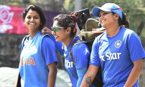 कल महिला क्रिकेट का फाइनल है और आज कोई चर्चा नहीं