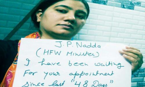 रिश्तेदारों से किराये की कोख लेना दंपती के लिए खुशियों का कारण बने न बने, तनाव का कारण जरूर बनेगा