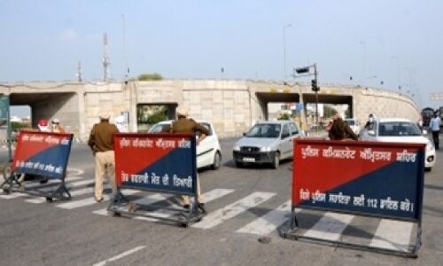 लॉकडाउन तोड़ने से रोका तो निहंग सिखों ने पुलिस पर किया हमला, ASI का काटा हाथ