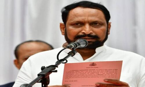 विधानसभा में पोर्न देखने वाले भाजपा नेता को बनाया कर्नाटक का डिप्टी सीएम, पार्टी के अंदरखाने उठे विरोध के स्वर