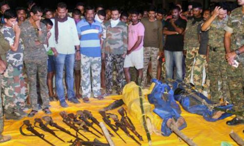 39 आदिवासियों को महाराष्ट्र पुलिस ने कथित मुठभेड़ में मार गिराया