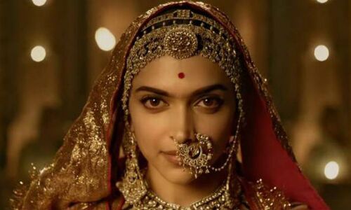 राजपूतों का खून तब क्यों नहीं खौला, जब रानी पदमावती आत्मदाह कर रही थीं