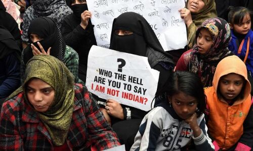 शाहीन बाग में धारा 144 लगाकर क्या आंदोलन खत्म कराने की फिराक में है पुलिस, बड़ी संख्या में सुरक्षा बल  तैनात