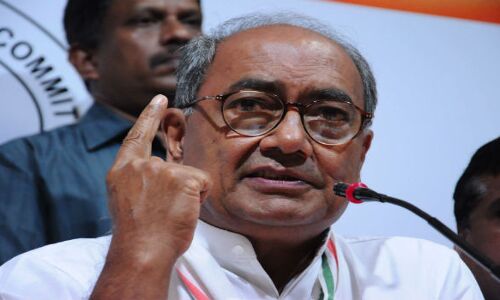 दिग्विजय सिंह ने प्रधानमंत्री को लिखा पत्र, पूछा मनरेगा में  450 करोड़ की बकाया मजदूरी कब देगी सरकार