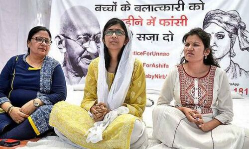 एक्सक्लूसिव : दिल्ली महिला आयोग की अध्यक्ष के अनशन की गहरी पड़ताल कर सच्चाई की परतें खोलती रिपोर्ट