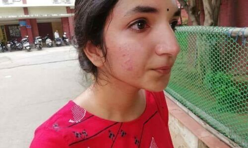 एबीवीपी के छात्र नेता ने आइसा की महिला छात्र नेता को दिल्ली यूनिवर्सिटी में पीटा एबीवीपी के छात्र नेता ने आइसा की महिला छात्र नेता को दिल्ली यूनिवर्सिटी में पीटा