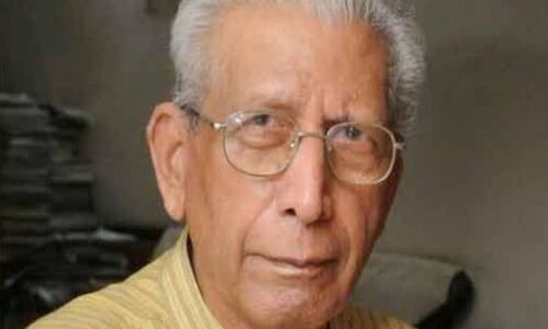 हिंदी आलोचना के शिखर नामवर सिंह नहीं रहे