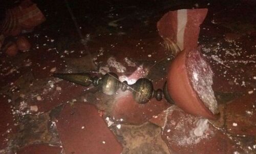 आंधी-तूफान के कहर से गिरे ताज के पिलर, प्रदेश में अब तक लगभग 2 दर्जन लोगों की मौत दर्जनों घायल