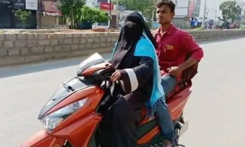 लॉकडाउन में फंस गया बेटा, घर वापस लाने के लिए स्कूटर से माँ ने किया 1,400 km का सफर, देश कर रहा सलाम