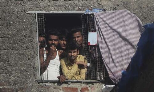 देश का पहला ऐसा परिवार जिस के 16 सदस्य हैं कोरोना पॉजिटिव, जानिए, कहा का है मामला