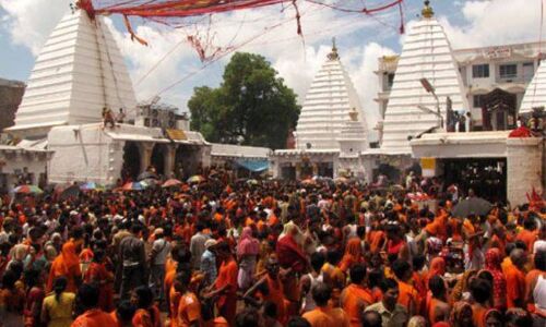 बैजनाथ धाम में मुस्लिम घर से आता है फूल, तब शुरू होती है भगवान शिव की पूजा