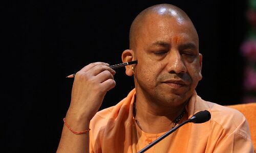 लखनऊ में लगी धारा 144, योगी सरकार को आशंका कि विपक्ष कर सकता है धरना प्रदर्शन