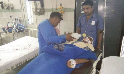 राजकीय चिकित्सालय हल्द्वानी के स्टोर रूम में दम तोड़ रहे वैंटिलेटर राजकीय चिकित्सालय हल्द्वानी के स्टोर रूम में दम तोड़ रहे वैंटिलेटर