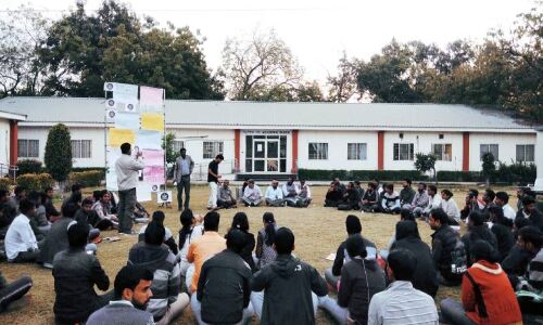 मोदी जी के गुजरात में भी 13 प्वाइंट रोस्टर का भारी विरोध मोदी जी के गुजरात में भी 13 प्वाइंट रोस्टर का भारी विरोध