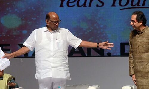 नीतीश कुमार की राह पर चल निकले हैं उद्धव ठाकरे, पर शरद पवार के पास बची है अभी एक और चाल