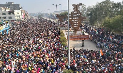 शाहीन बाग पर सुप्रीम कोर्ट में हलफनामा पेश, वार्ताकार ने कहा- पुलिस ने बेवजह बंद किए रास्ते, धरना शांतिपूर्ण
