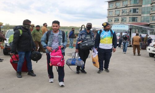 कोरोना सामुदायिक स्तर पर न फैले इसलिए श्रीनगर में एक और घनी आबादी वाला इलाका रेड जोन घोषित