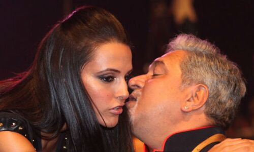 मोदी जी कहां हैं, आपका मोस्ट वांटेड विजय माल्या करने जा रहा तीसरी शादी