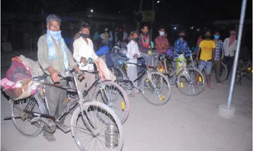 चीन से निवेश को आकर्षित करने के लिए योगी सरकार ने खत्म किए मजदूर अधिकार कानून ! चीन से निवेश को आकर्षित करने के लिए योगी सरकार ने खत्म किए मजदूर अधिकार कानून !