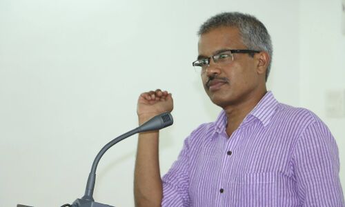 दिलीप मंडल की ABVP को शास्त्रार्थ की चुनौती, बोले सांची स्तूप पर गोडसे-गोलवलकर की किताब लेकर आएं लाइव डिबेट के लिए तैयार हूं दिलीप मंडल की ABVP को शास्त्रार्थ की चुनौती, बोले सांची स्तूप पर गोडसे-गोलवलकर की किताब लेकर आएं लाइव डिबेट के लिए तैयार हूं