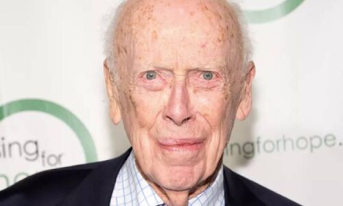 नस्लवादी टिप्पणी के लिए डीएनए साइंटिस्ट वाटसन हुए दंडित