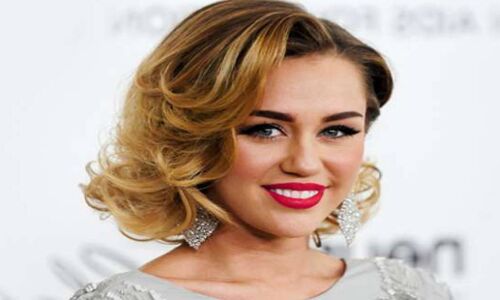 पर्यावरण प्रेमी पॉप सिंगर माइली सायरस बोलीं, नहीं करेंगी बच्चे पैदा क्योंकि गुस्साई पृथ्वी अतिरिक्त बोझ सहने में है असमर्थ