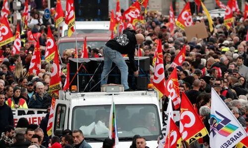 फ्रांस के इतिहास में सबसे बड़ी हड़ताल, पूरे देश के मजदूर उतरे सड़क पर