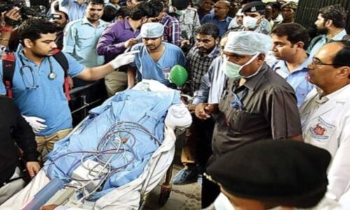 उन्नाव गैंगरेप पीड़िता की हालत बेहद गंभीर, दिल्ली के सफदरजंग अस्पताल में भर्ती