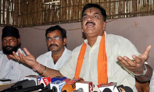 दलितों से गुंडागर्दी करने वाले भाजपा विधायक पर मुकदमा दर्ज