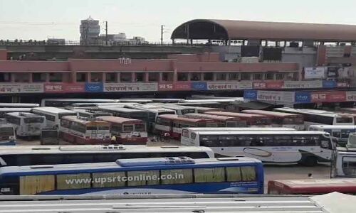 Exclusive : जयपुर से पटना जा रहे मजदूरों से 4500 रुपए किराया वसूल रहे बस मालिक, सबकुछ बेचकर घर जाने को मजबूर Exclusive : जयपुर से पटना जा रहे मजदूरों से 4500 रुपए किराया वसूल रहे बस मालिक, सबकुछ बेचकर घर जाने को मजबूर