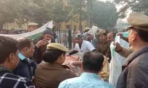 उन्नाव रेप कांड में जमानत पर छूटे बलात्कार आरोपियों ने पीड़िता को जिंदा जलाया, हालत गंभीर