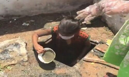 अनाथालय ने किया एचआईवी पीड़ित बच्ची को मेनहोल साफ करने को मजबूर