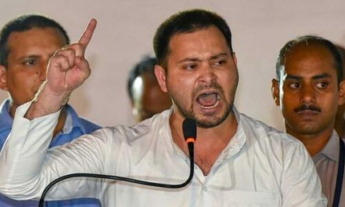 तेजस्वी ने सुशासन सरकार पर लगाया आरोप, खाना मांगने पर भूखे मजदूरों को गालियां देकर पीट रहे अधिकारी