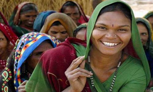 महिला दिवस : कौरव को शिखंडी घोषित करना