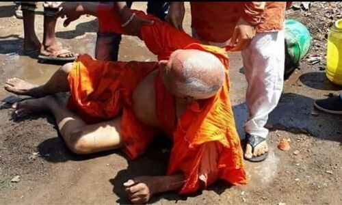 आप स्वामी अग्निवेश को उनके बयानों के कारण जानते हैं, मैं उनको उनके काम की वजह से जानता हूँ