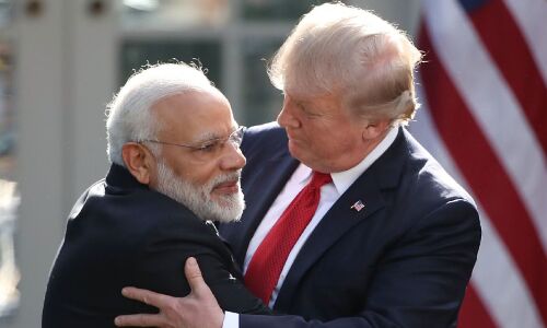 भारत में धार्मिक अल्पसंख्यकों पर भारी खतरा, ट्रंप के भारत दौरे से पहले अमेरिकी सीनेटरों ने जताई आशंका