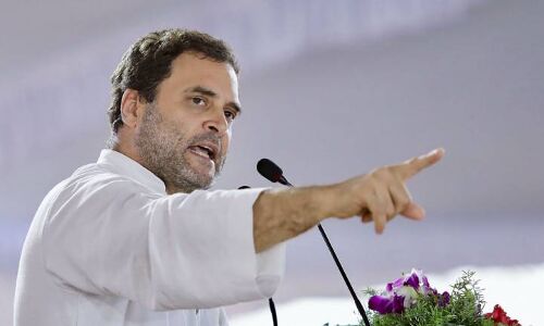 चीन का नाम न लेकर रक्षामंत्री राजनाथ सिंह ने किया हमारी सेना का अपमान क्यों : राहुल गांधी