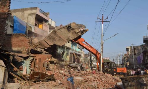 केंद्र, यूपी सरकार और सैन्य प्रशासन गरीबों के जीने व रोजगार के अधिकार को छीनने पर हैं आमादा