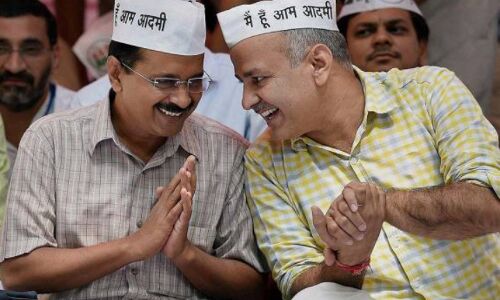 दिल्ली के बड़े नेताओं में सबसे कम वोटों से जीते मनीष सिसोदिया, अरविंद केजरीवाल के भी वोट घटे