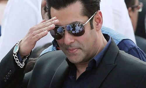 दो महीने रहा लॉकडाउन तो सलमान करेंगे 25 हजार मजदूरों पर लगभग 50 करोड़ खर्च